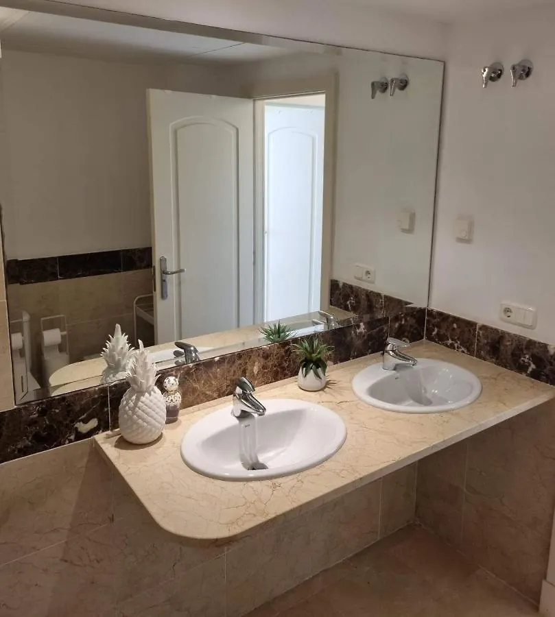 Elegant Apartment With Fantastic Views At The Top Of Calahonda Sitio de Calahonda 0*,  Spanien